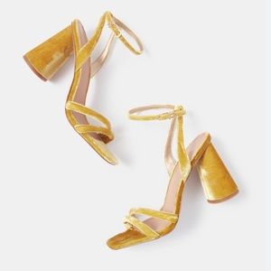 Sam Edelman Kia Velvet Block Heels